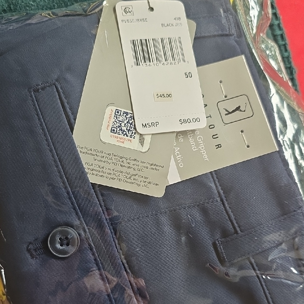 PGA Tour Men's Classic Black Iris Shorts NWT 50 waist